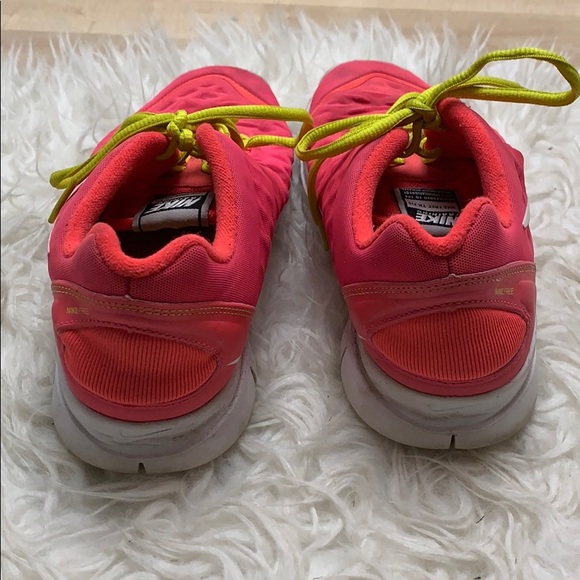 NIKE - Pink Free TR Fit - Picture 4 of 5